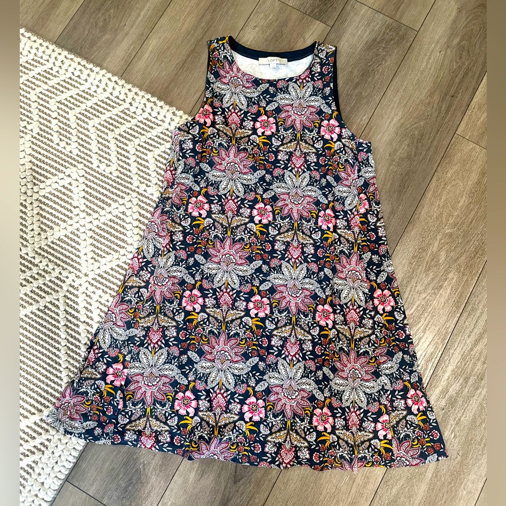 Beautiful LOFT Swing Dress | Womens Size Large | Super Soft